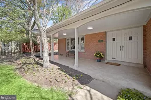 7001 Hopewood St, Bethesda, MD 20817 - Photo 2