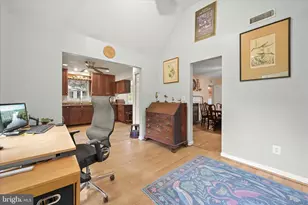 301 Dale Dr, Silver Spring, MD 20910 - Photo 8