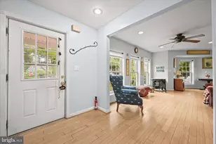 301 Dale Dr, Silver Spring, MD 20910 - Photo 2