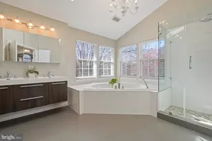 15801 Seurat Dr, North Potomac, MD 20878 - Photo 28