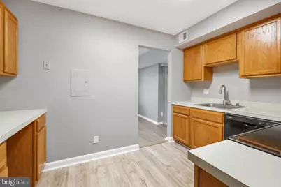 11419 Commonwealth Drive #303, Rockville, MD 20852 - Photo 8