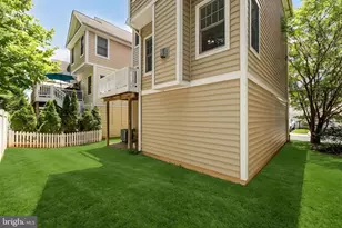 672 Heathwalk Mews, Gaithersburg, MD 20878 - Photo 28