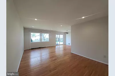 702 W Edmonston Drive, Rockville, MD 20852 - Photo 8
