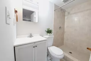 702 W Edmonston Dr, Rockville, MD 20852 - Photo 16