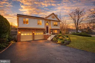 7701 Ivy Oak Dr, Gaithersburg, MD 20877 - Photo 2