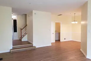 18022 Royal Bonnet Cir, Montgomery Village, MD 20886 - Photo 10