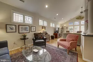 1112 Fallsmead Way, Potomac, MD 20854 - Photo 10