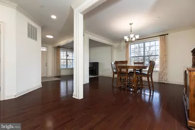 215 N Van Buren Street, Rockville, MD 20850 - Photo 18