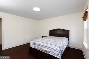 215 N Van Buren St, Rockville, MD 20850 - Photo 82