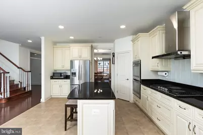 215 N Van Buren Street, Rockville, MD 20850 - Photo 32