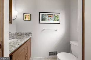 4716 Merivale Rd, Chevy Chase, MD 20815 - Photo 20