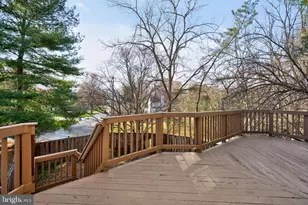 10101 Galsworthy Pl, Bethesda, MD 20817 - Photo 32