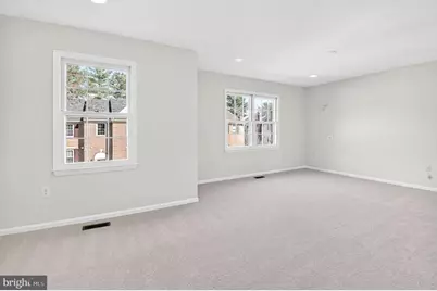 10101 Galsworthy Place, Bethesda, MD 20817 - Photo 18
