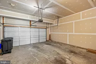 427 Cloverly Forest Dr, Silver Spring, MD 20905 - Photo 34