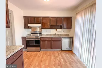 19920 Waterloo Court, Germantown, MD 20874 - Photo 6