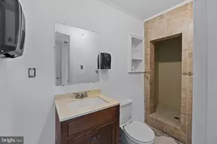 9201 Rosemont Dr, Gaithersburg, MD 20877 - Photo 44