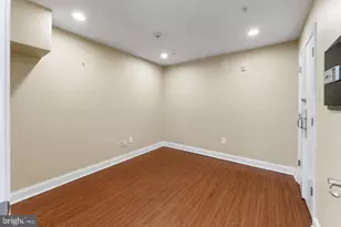 9201 Rosemont Dr, Gaithersburg, MD 20877 - Photo 32