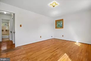 2 Lorre Ct, Rockville, MD 20852 - Photo 28