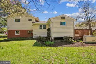 2 Lorre Ct, Rockville, MD 20852 - Photo 40