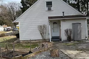 407 Calvin Ln, Rockville, MD 20851 - Photo 4