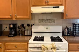 407 Calvin Ln, Rockville, MD 20851 - Photo 8