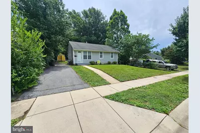 603 Pinewood Road, Rockville, MD 20850 - Photo 2