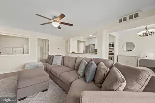 112 Duvall Ln, Gaithersburg, MD 20877 - Photo 8