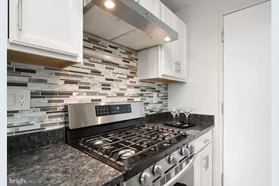 10201 Grosvenor Place #1215, Rockville, MD 20852 - Photo 12