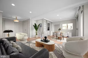 10201 Grosvenor Pl, Rockville, MD 20852 - Photo 4