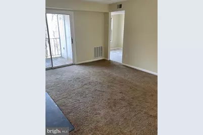 20253 Shipley Terrace #302, Germantown, MD 20874 - Photo 4