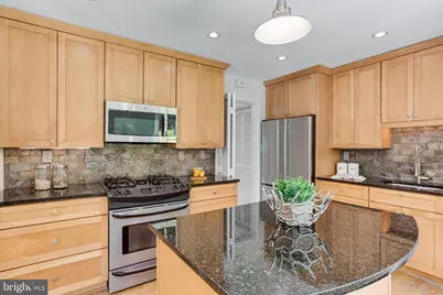 3910 Montrose Driveway, Chevy Chase, MD 20815 - Photo 12