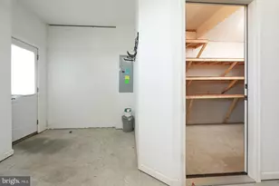 376 Parkview, Gaithersburg, MD 20878 - Photo 32