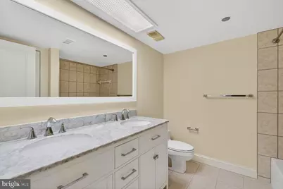 4550 N Park Avenue N #914, Chevy Chase, MD 20815 - Photo 20
