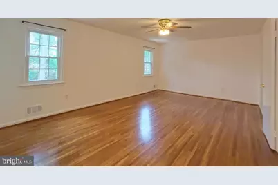 8835 Tuckerman Lane, Potomac, MD 20854 - Photo 22