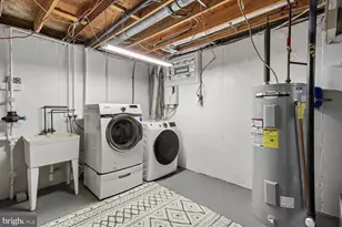 11204 Trippon Ct, North Potomac, MD 20878 - Photo 30