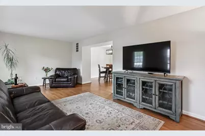 11204 Trippon Court, North Potomac, MD 20878 - Photo 6