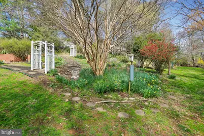 11415 Bedfordshire Avenue, Potomac, MD 20854 - Photo 40