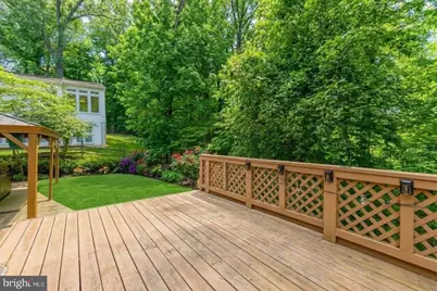 11601 Magruder Lane, Rockville, MD 20852 - Photo 14