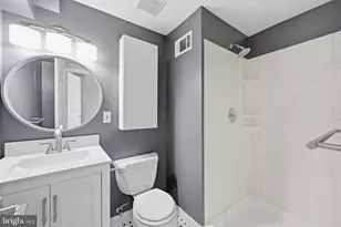 7 Bentley Ct, Rockville, MD 20850 - Photo 30