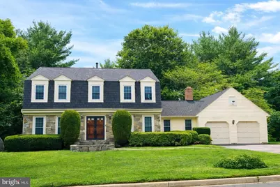 7520 Royal Dominion Drive, Bethesda, MD 20817 - Photo 1