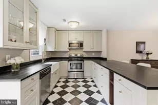 15602 Cliff Swallow Way, Rockville, MD 20853 - Photo 18