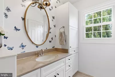 15602 Cliff Swallow Way, Rockville, MD 20853 - Photo 32