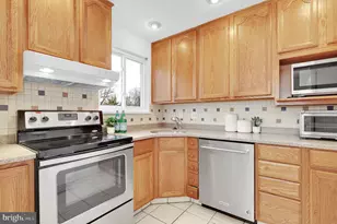 4607 Harlan St, Rockville, MD 20853 - Photo 10