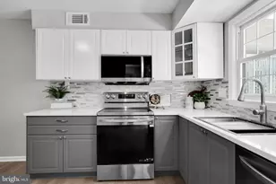 833 Loxford Terrace, Silver Spring, MD 20901 - Photo 6
