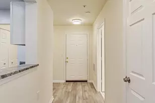 15300 Diamond Cove Terrace, Rockville, MD 20850 - Photo 4