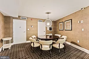 10101 Grosvenor Pl, Rockville, MD 20852 - Photo 8