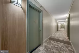 10101 Grosvenor Pl, Rockville, MD 20852 - Photo 20