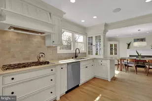 2300 Warren Ct, Silver Spring, MD 20910 - Photo 6