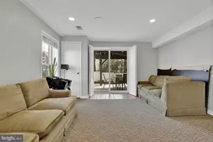 2300 Warren Ct, Silver Spring, MD 20910 - Photo 32