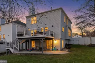 2300 Warren Ct, Silver Spring, MD 20910 - Photo 48